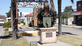 Monumento a Delfo Cabrera de Armstrong